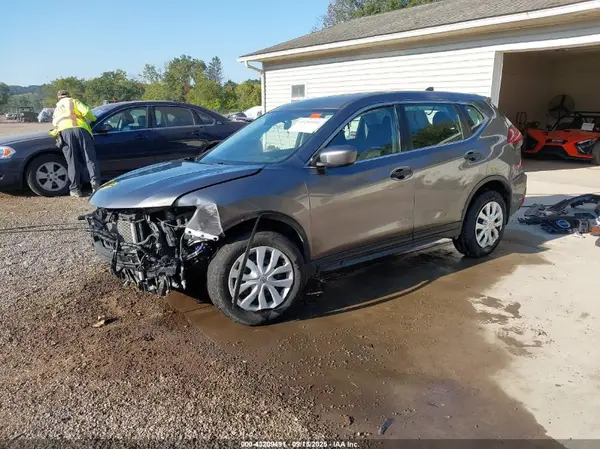 5N1AT2MV2KC810952 2019 NISSAN ROGUE - Image 2