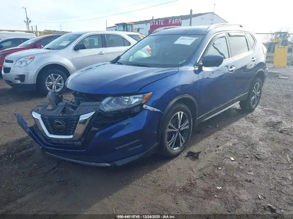 5N1AT2MV2KC822177 2019 NISSAN ROGUE - Image 2