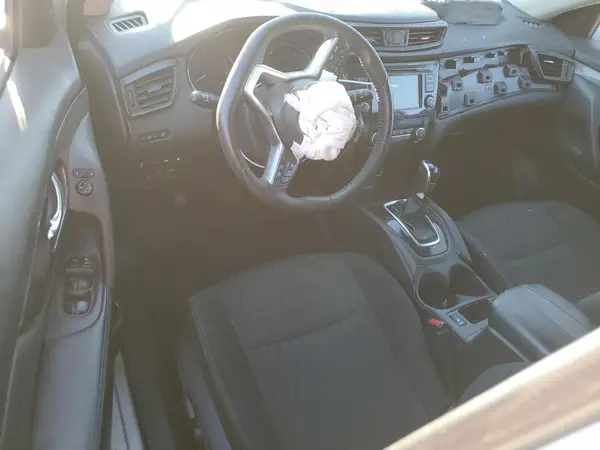 5N1AT2MV2KC827038 2019 NISSAN ROGUE - Image 8