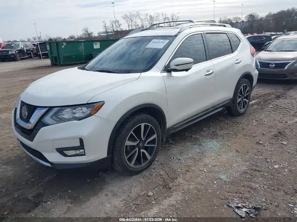 5N1AT2MV2KC831784 2019 NISSAN ROGUE - Image 2