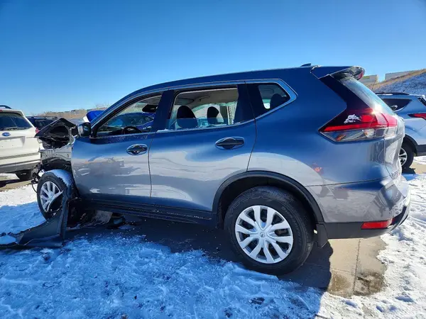 5N1AT2MV2KC832434 2019 NISSAN ROGUE - Image 2