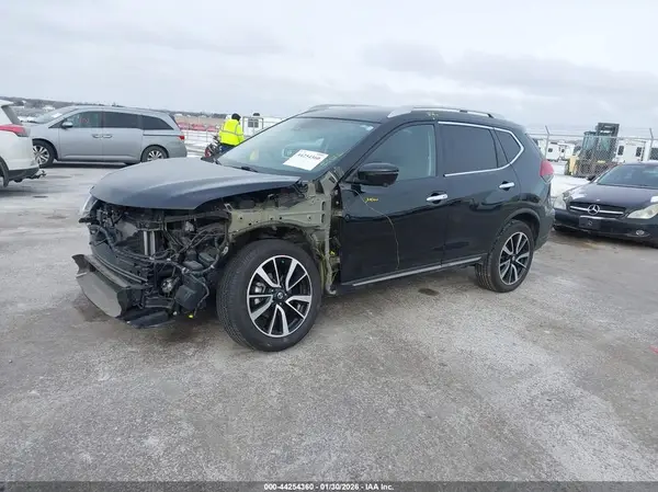 5N1AT2MV2KC839755 2019 NISSAN ROGUE - Image 2