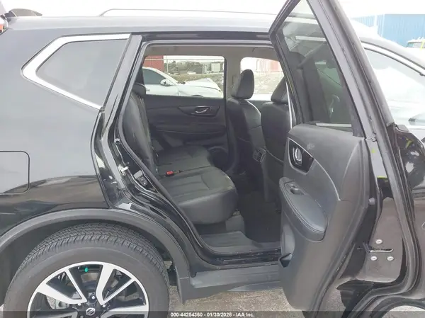 5N1AT2MV2KC839755 2019 NISSAN ROGUE - Image 8