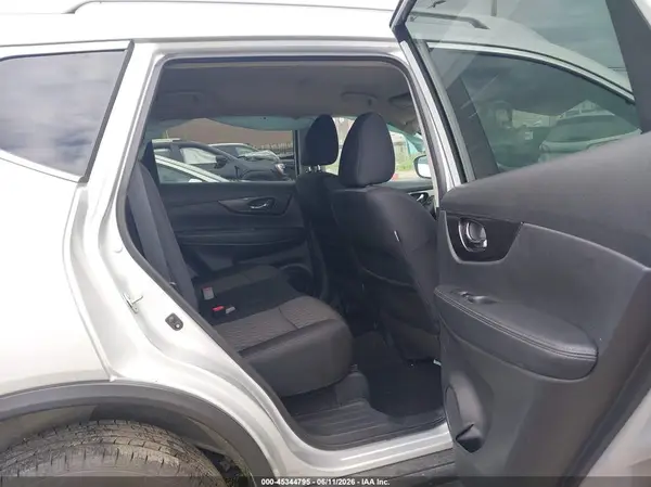 5N1AT2MV2KC841523 2019 NISSAN ROGUE - Image 8