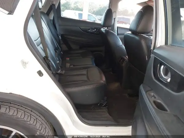 5N1AT2MV2LC700288 2020 NISSAN ROGUE - Image 8