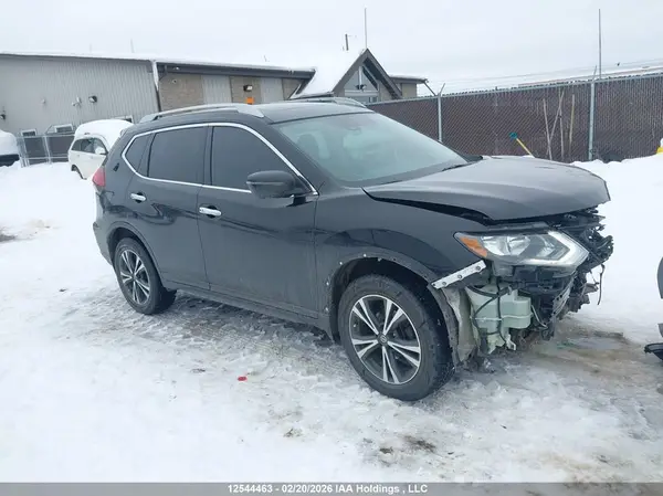 5N1AT2MV2LC715390 2020 NISSAN ROGUE - Image 1