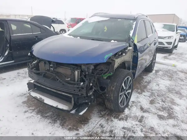 5N1AT2MV2LC755498 2020 NISSAN ROGUE - Image 2