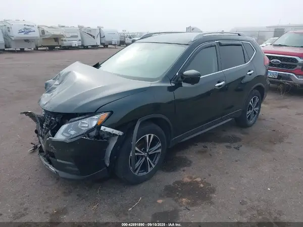 5N1AT2MV2LC761608 2020 NISSAN ROGUE - Image 2