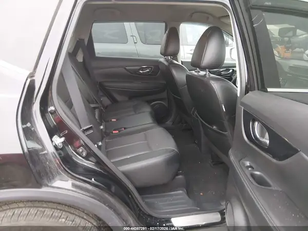 5N1AT2MV2LC770955 2020 NISSAN ROGUE - Image 8