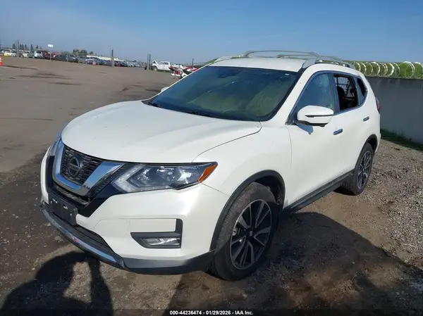 5N1AT2MV2LC779008 2020 NISSAN ROGUE - Image 2