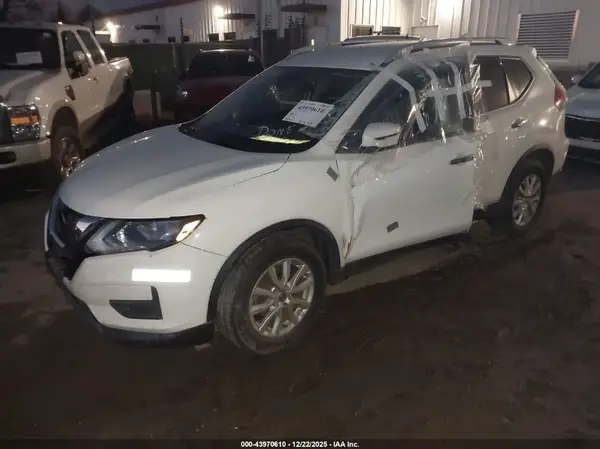 5N1AT2MV2LC786458 2020 NISSAN ROGUE - Image 2