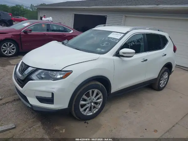 5N1AT2MV2LC796181 2020 NISSAN ROGUE - Image 2