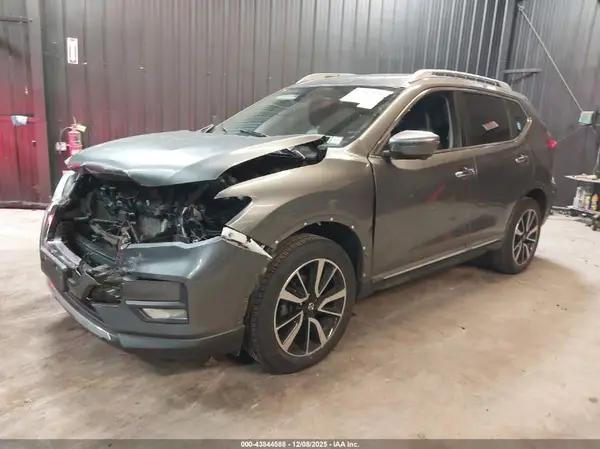 5N1AT2MV2LC799503 2020 NISSAN ROGUE - Image 2