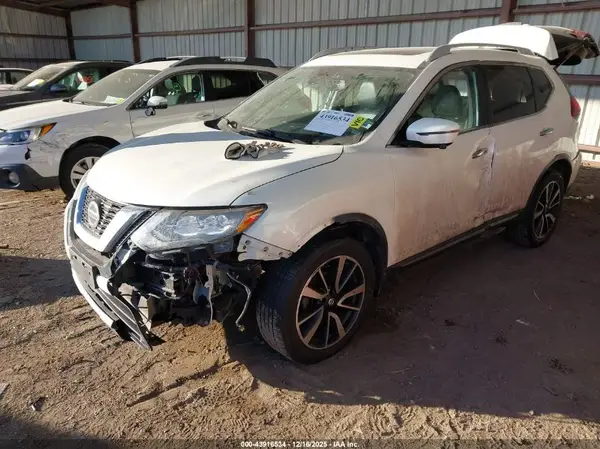 5N1AT2MV2LC803565 2020 NISSAN ROGUE - Image 2