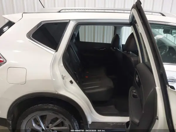 5N1AT2MV3GC731345 2016 NISSAN ROGUE - Image 8