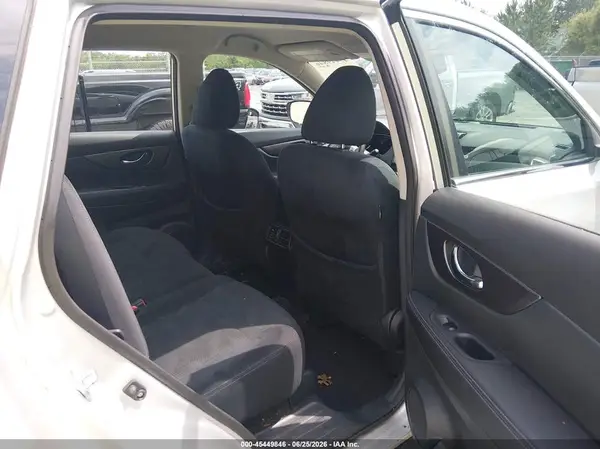 5N1AT2MV3GC732284 2016 NISSAN ROGUE - Image 8