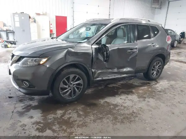 5N1AT2MV3GC735914 2016 NISSAN ROGUE - Image 2