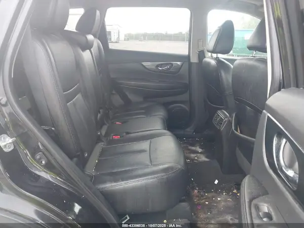 5N1AT2MV3GC738022 2016 NISSAN ROGUE - Image 8