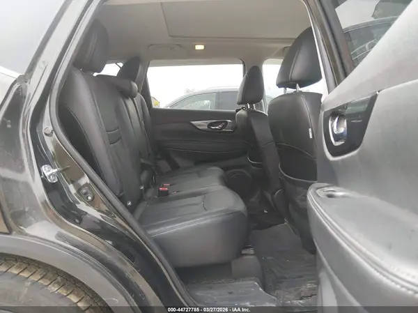 5N1AT2MV3GC784045 2016 NISSAN ROGUE - Image 8