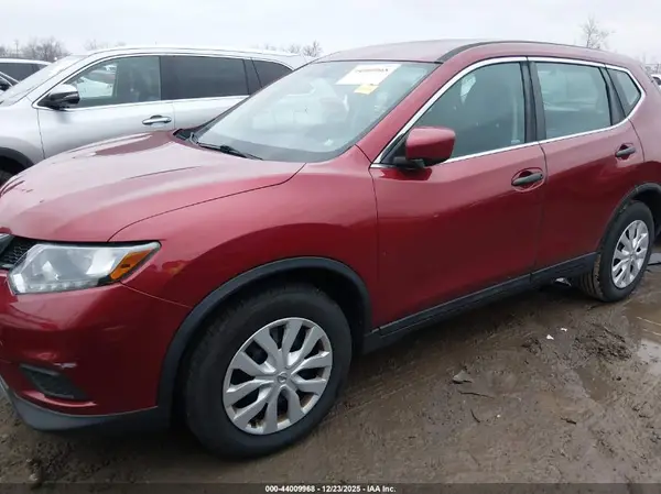 5N1AT2MV3GC797801 2016 NISSAN ROGUE - Image 2