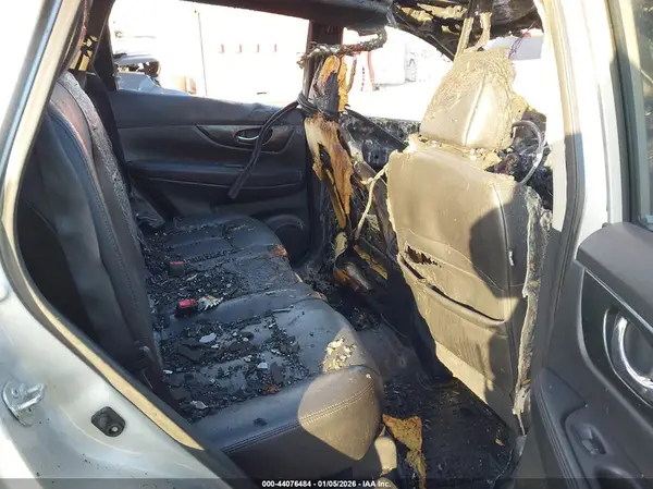 5N1AT2MV3GC797975 2016 NISSAN ROGUE - Image 8