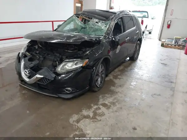 5N1AT2MV3GC799547 2016 NISSAN ROGUE - Image 2