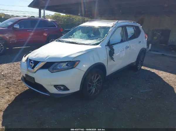 5N1AT2MV3GC799693 2016 NISSAN ROGUE - Image 2