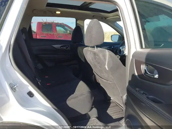 5N1AT2MV3GC803743 2016 NISSAN ROGUE - Image 8