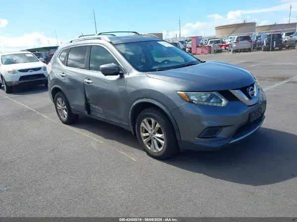 5N1AT2MV3GC815567 2016 NISSAN ROGUE - Image 1