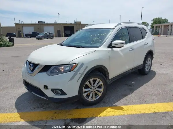 5N1AT2MV3GC819974 2016 NISSAN ROGUE - Image 2