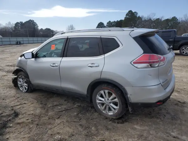 5N1AT2MV3GC825452 2016 NISSAN ROGUE - Image 2