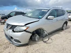 5N1AT2MV3GC840520 2016 NISSAN ROGUE