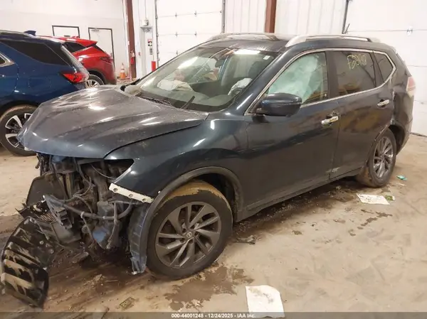 5N1AT2MV3GC859889 2016 NISSAN ROGUE - Image 2