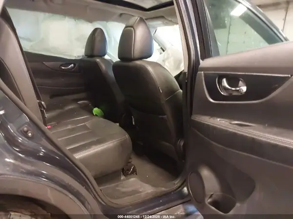 5N1AT2MV3GC859889 2016 NISSAN ROGUE - Image 8