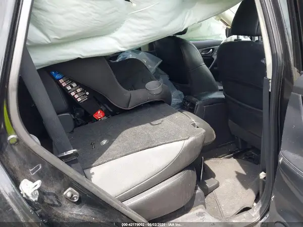 5N1AT2MV3GC860802 2016 NISSAN ROGUE - Image 8