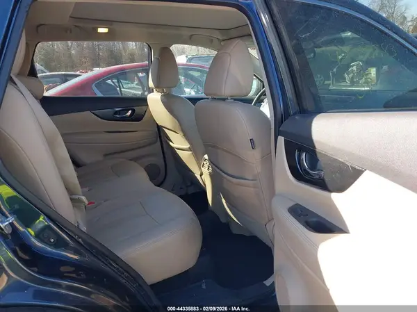 5N1AT2MV3GC865871 2016 NISSAN ROGUE - Image 8
