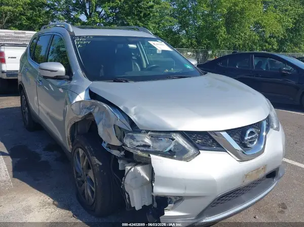 5N1AT2MV3GC885814 2016 NISSAN ROGUE - Image 1