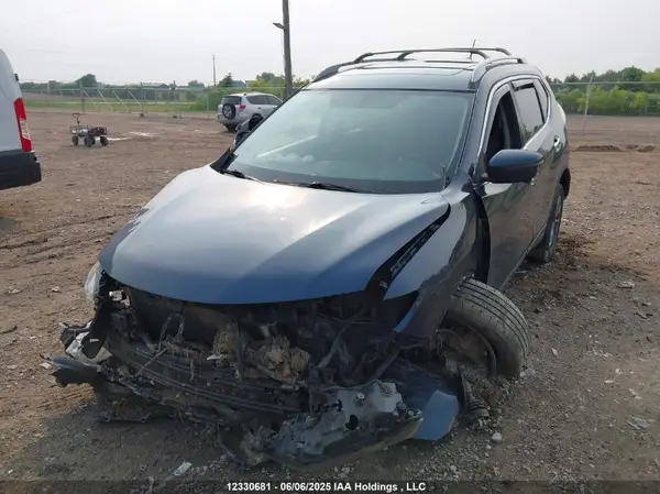 5N1AT2MV3GC900795 2016 NISSAN ROGUE - Image 2
