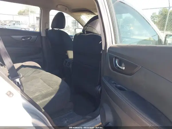 5N1AT2MV3GC916785 2016 NISSAN ROGUE - Image 8