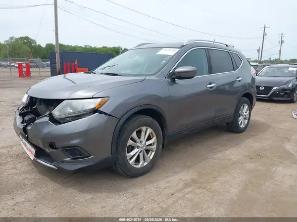 5N1AT2MV3GC919461 2016 NISSAN ROGUE - Image 2