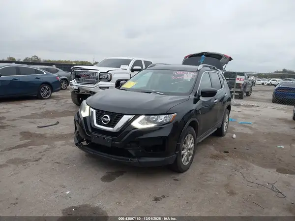 5N1AT2MV3HC731699 2017 NISSAN ROGUE - Image 2
