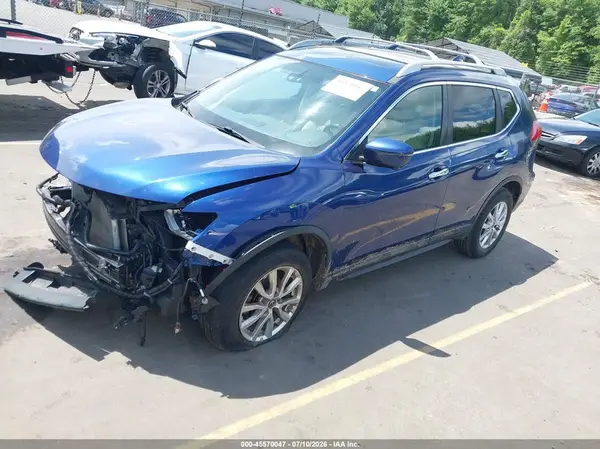 5N1AT2MV3HC740841 2017 NISSAN ROGUE - Image 2
