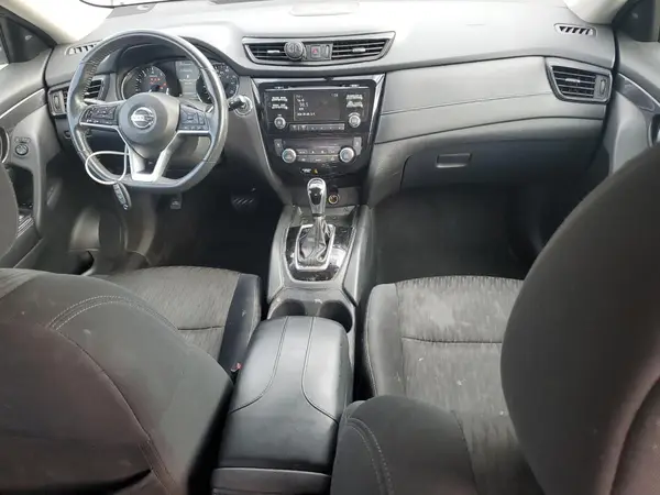 5N1AT2MV3HC744825 2017 NISSAN ROGUE - Image 8