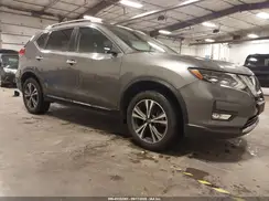 5N1AT2MV3HC747479 2017 NISSAN ROGUE
