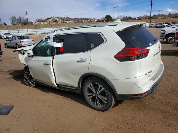 5N1AT2MV3HC747868 2017 NISSAN ROGUE - Image 2