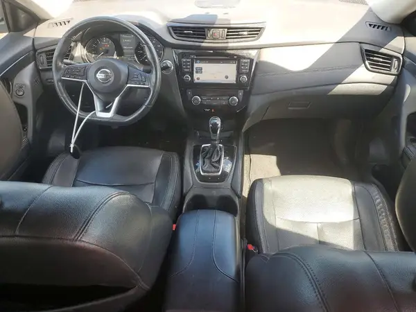 5N1AT2MV3HC748759 2017 NISSAN ROGUE - Image 8