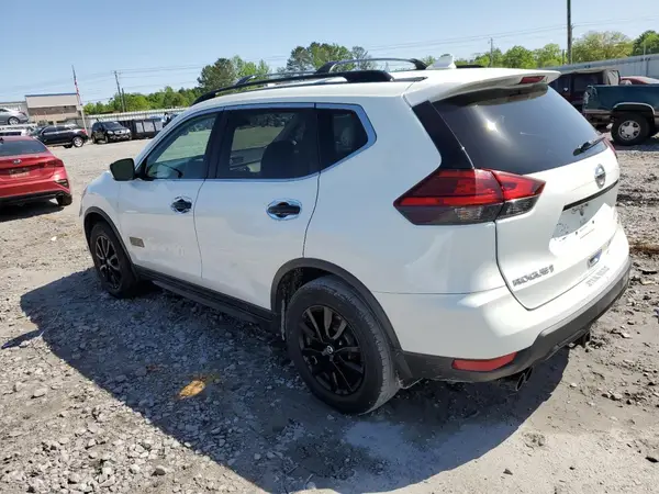 5N1AT2MV3HC754058 2017 NISSAN ROGUE - Image 2