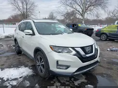5N1AT2MV3HC756490 2017 NISSAN ROGUE