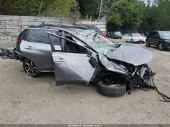 5N1AT2MV3HC756537 2017 NISSAN ROGUE