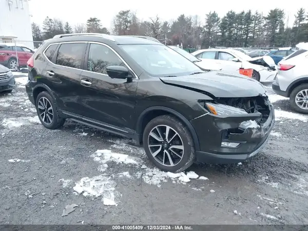 5N1AT2MV3HC763147 2017 NISSAN ROGUE - Image 1
